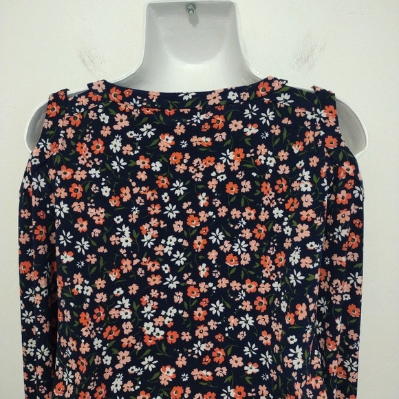 Michael Kors - Floral Cold Shoulder Blouse - Picture 12 of 16